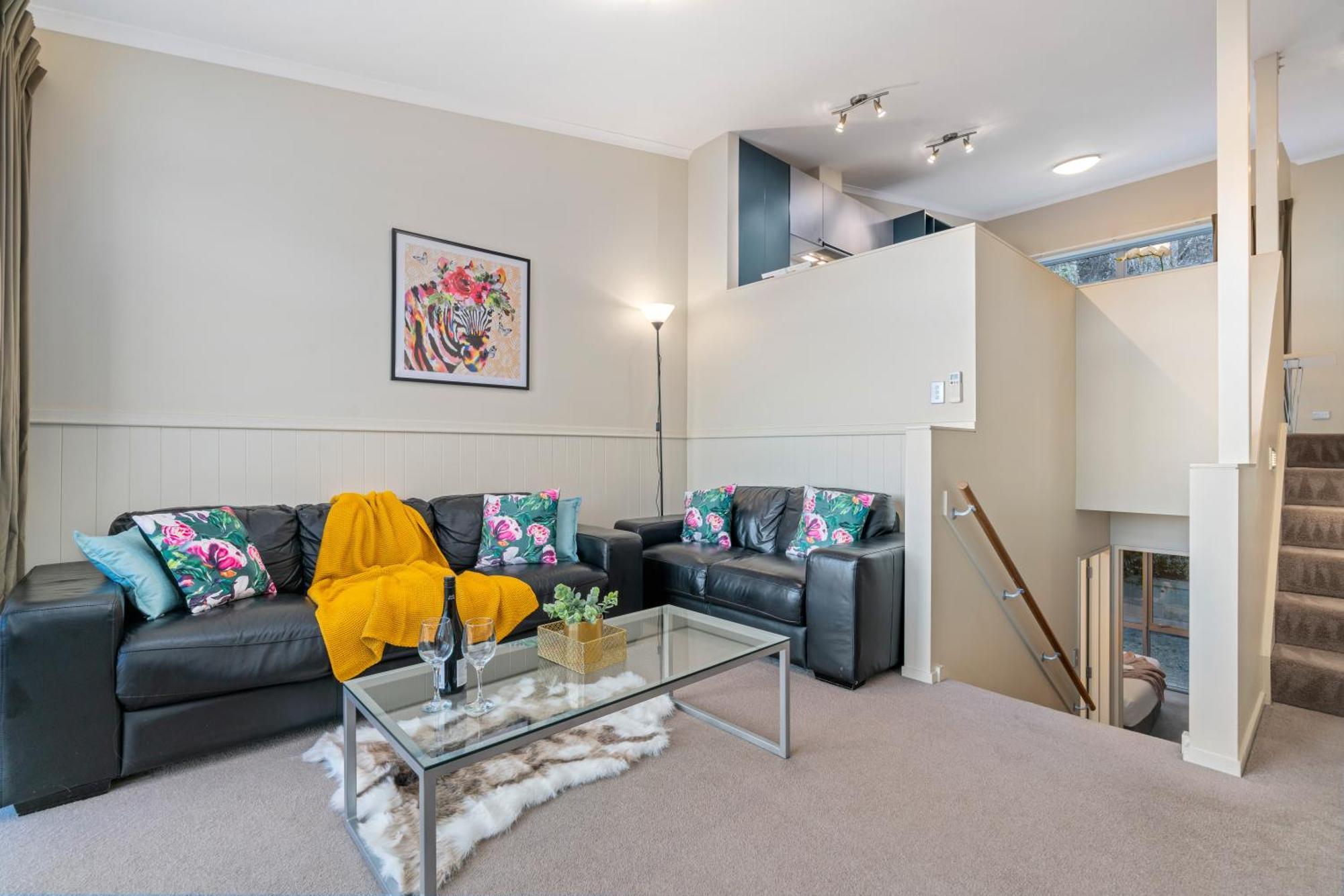 2-Bedroom Apartment With Lake & Mountain View - Beechwood Квинстаун Экстерьер фото